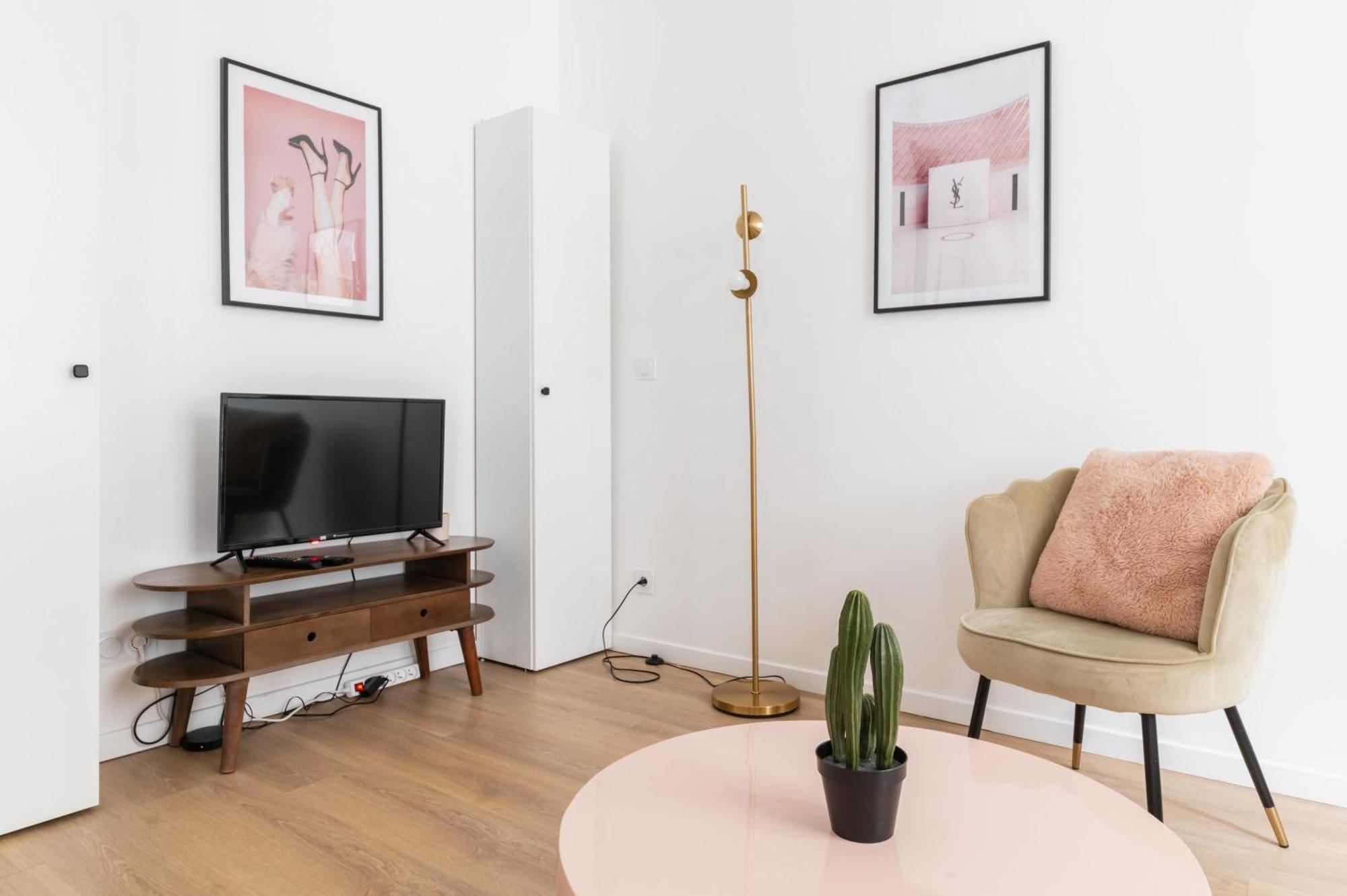 Appartement Luxueux Avec Salle De Bains De Reve 6P Paris Exterior foto